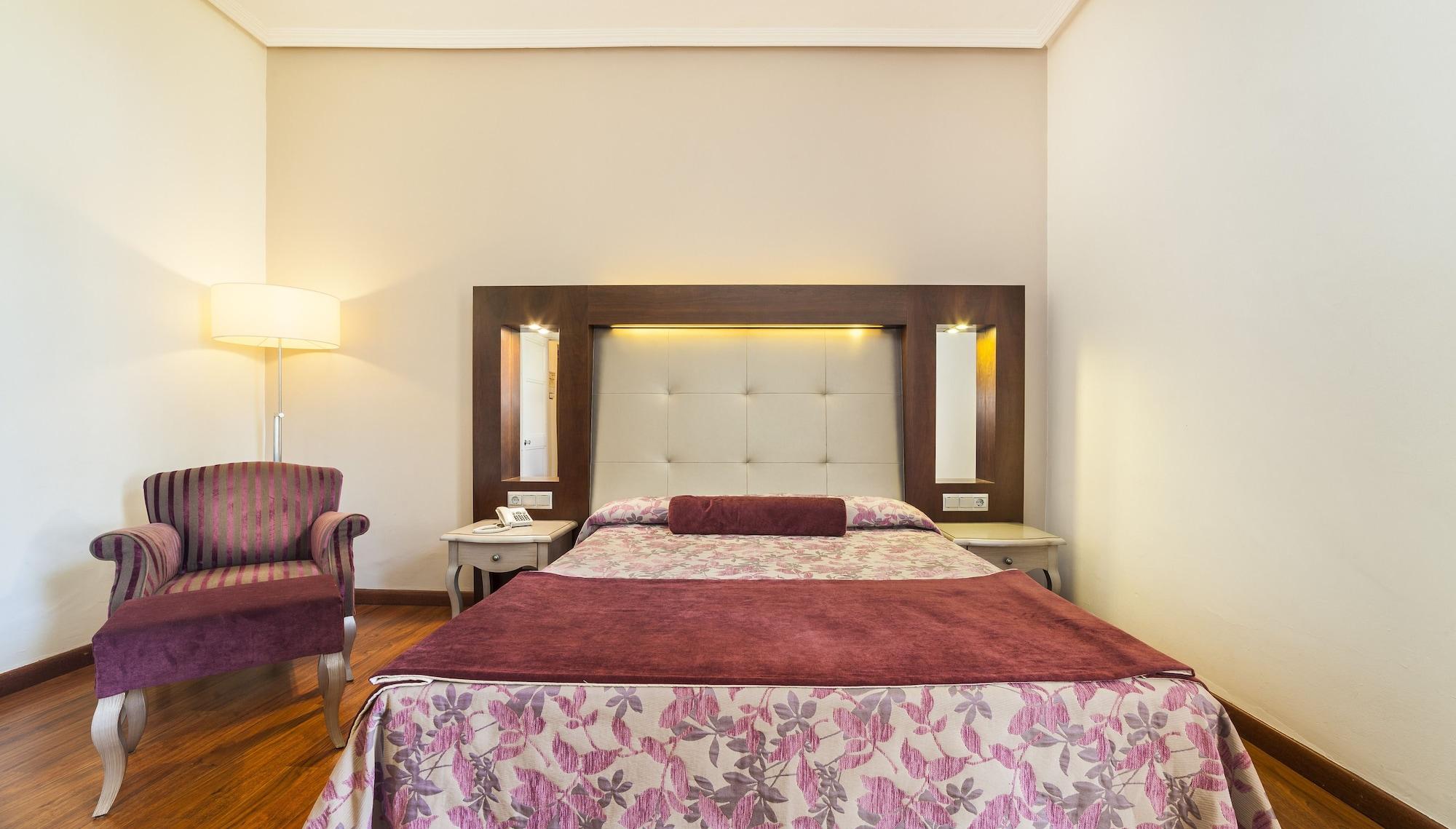 Globales Reina Cristina 4*