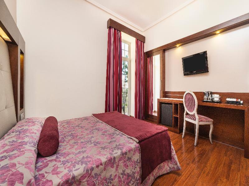 Globales Reina Cristina 4* Algeciras
