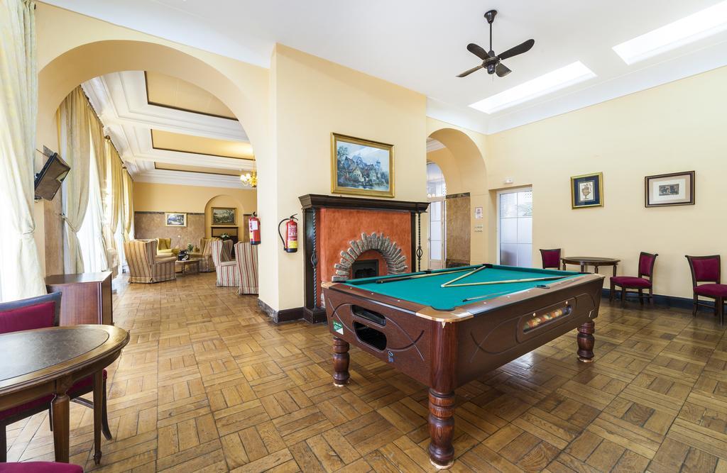 Globales Reina Cristina Hotel 4*